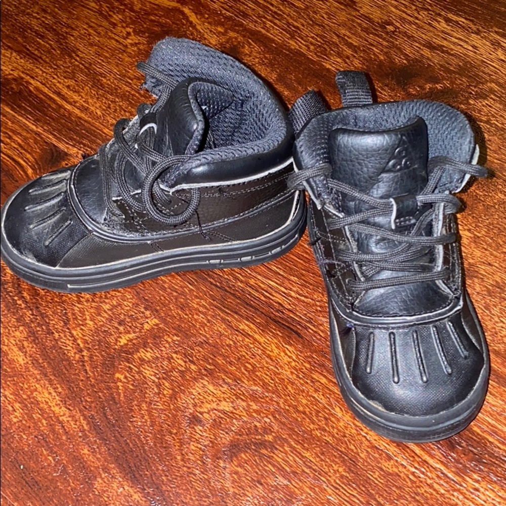 Toddler Boy Boots - Picture 3 of 4